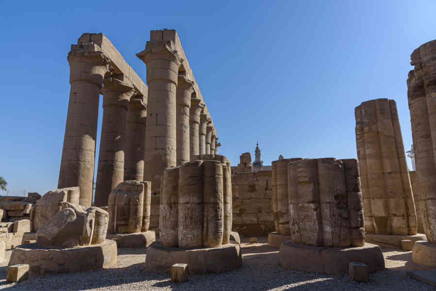 Egipto 108 - Luxor - Templo de Luxor.jpg